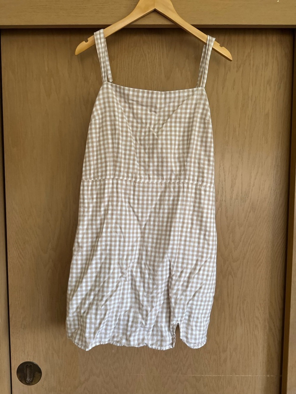 Abercrombie & Fitch Gingham Sleeveless Sundress in Beige and White